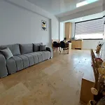 Apartment Mamaia Nord Building Promenada